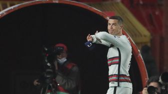 Buang Ban Kapten saat Bela Portugal, Cristiano Ronaldo Terancam Sanksi FIFA