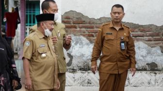 Tersangka Kasus Dana PEN, Bupati Situbondo Karna Suwandi Kembali Diperiksa KPK