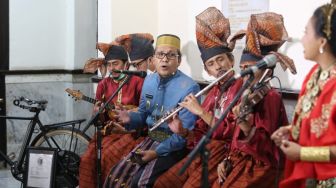 Pemkot Makassar Rayakan Hari Kebudayaan, Kompak Pakai Baju Adat