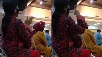 Viral Ibu Semangati Anak saat Lomba, Aksinya Bikin Warganet Terharu