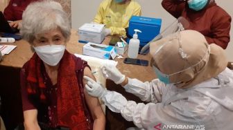 Total 203.787 Warga Kepri Sudah Terima Vaksin, Target Vaksinasi 10 Ribu per Hari