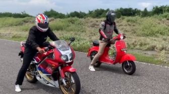 M Fadli Adu Balap Vespa Primavera dengan Honda NSR, Siapa Tercepat?