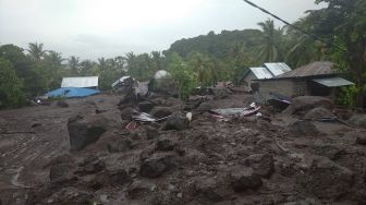 Longsor dan Banjir Bandang di Flores Timur, Puluhan Orang Belum Ditemukan