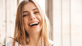 Bikin Pria Sulit Berpaling, 5 Tanda Kamu Punya Inner Beauty yang Kuat!