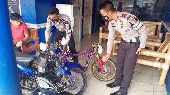 Satlantas Lebak Angkut Tiga Motor Balap Liar di Tol Serang-Panimbang