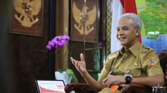 Ganjar Pranowo Ungguli Prabowo dan Anies, Hasil Survei SMRC