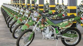 Keren! Kawasaki KLX 250 Jadi Kendaraan Dinas Tentara Malaysia