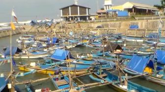 Hore! Nelayan Pantai Selatan Cianjur Dapat Fasilitas Penunjang