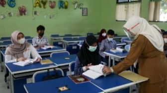 GAWAT! Baru Tiga Pekan Belajar Tatap Muka, 25 Siswa di Tangerang Terpapar Covid-19