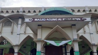 Tarawih, Masjid Agung Tangsel Kurangi Bacaan Quran, Tiap Rakaat 1 Halaman