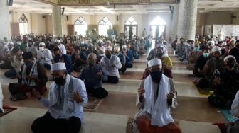 Jadwal Sholat dan Buka Puasa Serang Banten 18 April 2021