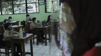 4 Sekolah di DKI Mundur dari Uji Coba PTM, Salah Satunya karena Kepsek COVID-19