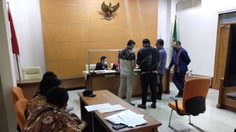 Digugat MAKI, Bukti Panggilan Ihsan Yunus PDIP Diserahkan KPK ke Hakim