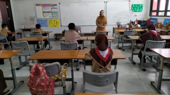Antusias Sekolah Tatap Muka Perdana di Jakarta