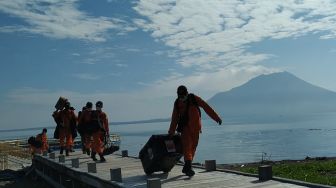 Besok Tim SAR Gabungan Cari Korban Banjir - Longsor Lembata hingga ke Laut