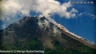 2 Kali Awan Panas dan 21 Lava Dikeluarkan Gunung Merapi dalam 24 Jam