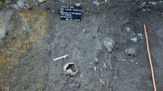Kuburan Abad Pertengahan Ditemukan di Bawah Tempat Parkir Mobil