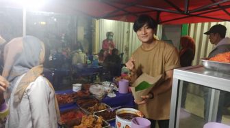 Usai Viral, Penjual Nasi Kuning Mirip Artis Korea Ingin Bahagiakan Orangtua