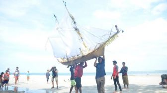 Semah Laut, Ritual Sarat Makna Warga di Kepulauan Karimata Kalbar