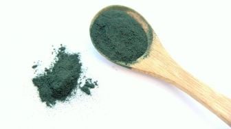 Selain Masker Wajah, Spirulina Juga Punya 5 Manfaat Kesehatan Tubuh!