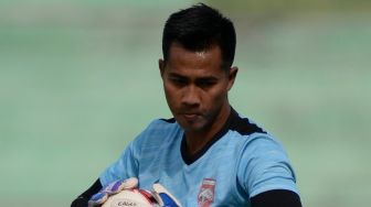 Borneo FC Perpanjang Kontrak Kiper Angga Saputro Hingga 2025