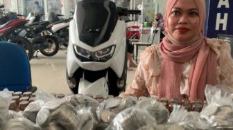 Beli Motor Pakai Uang Koin, Pasutri di Samarinda Bawa 31 Ribu Keping Koin