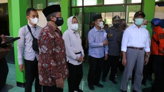 Kemensos Serahkan Santunan untuk 8 Ahli Waris Korban Gempa Malang