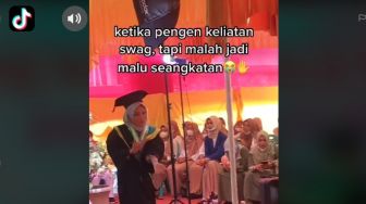 Ingin Terlihat Swag Pas Wisuda, Mahasiswi Ini Malah Permalukan Diri Sendiri