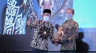 Batik Iron Man Telorceplok Karya Ridwan Kamil Laku Keras, Terjual Ribuan!