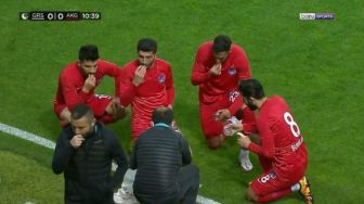 Hits Bola: Video Momen Buka Puasa Bersama Warnai Pertandingan di Liga Turki