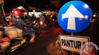 Razia 'Sahur On The Road', Polda Metro Jaya Ciduk Puluhan Motor Bodong