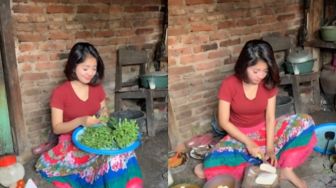 Viral Cewek Cantik Masak Sayur Genjer, Warganet Kritik Cara Mengolahnya