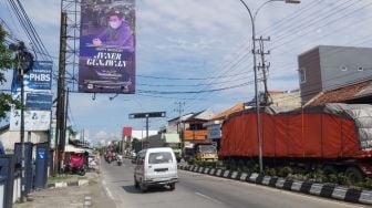 Tajir! Perempuan di Kota Tegal Beri Ucapan Ulang Tahun Lewat Billboard