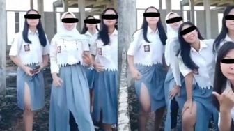 Bikin Geger! Lulus SMA, Lima Siswi Ini Gunting Seragam Tampil Seksi