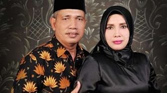 Penuhi Janji, Bang Ucok Berikan Imbalan Rp 150 Juta ke Penemu Istri Hilang