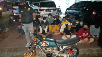 Nekat Balapan Liar Jelang Sahur, 40 Pemuda di Jakbar Diciduk Polisi