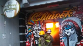 Kafe Chinook Bandung Dilalap Api, Petugas Damkar Selamatkan 7 Orang