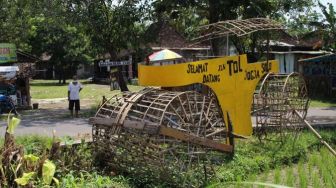 Rumahnya Tergusur Tol Solo-Jogja, Warga Klaten Pajang Replika Stoom Walls