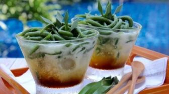 Kandung Pewarna Berbahaya, Waspada Jajan Es Cendol di Pekanbaru