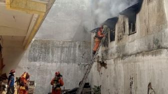 Kebakaran Rumah di Genteng Surabaya, Satu Orang Tewas