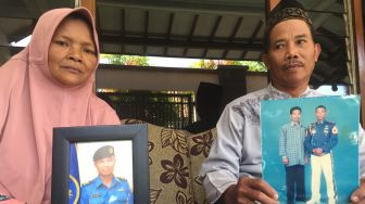 Ibu Mayor Eko Firmanto Awak KRI Nanggala Yakin Anaknya Masih Selamat