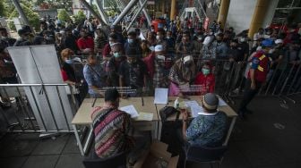 Antrean Tes GeNose Membludak di Pelabuhan Tanjung Priok