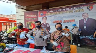Punya Usaha Sampingan Bikin Senjata Api, Guru SMP di Malang Diciduk Polisi