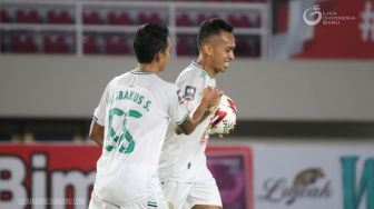 Babak I Perebutan Posisi Tiga Piala Menpora 2021: PSS Unggul 1-0 atas PSM