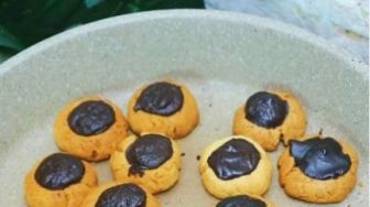 Resep Thumbprint Cookies Tanpa Oven, Praktis dan Mudah Dibuat