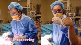 Buka Puasa Saat Operasi, Dokter Ini Jadi Sorotan