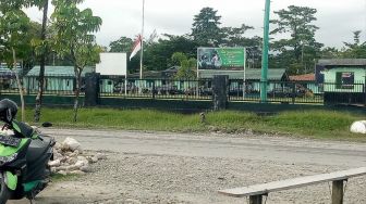 Jenazah Kabinda Papua di Mako Yonif 754/ENK, Wartawan Dilarang Masuk