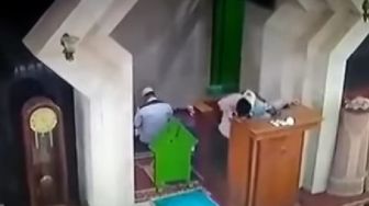 Imam Masjid Meninggal Saat Mendoakan KRI Nanggala di Atas Mimbar