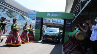 Permudah Transportasi Taksi di Bandara Makassar, Kini Hadir GoCar Instan