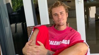 Gaya Rambut Gimbal Justin Bieber Lagi-Lagi Picu Kontroversi, Ini Alasannya